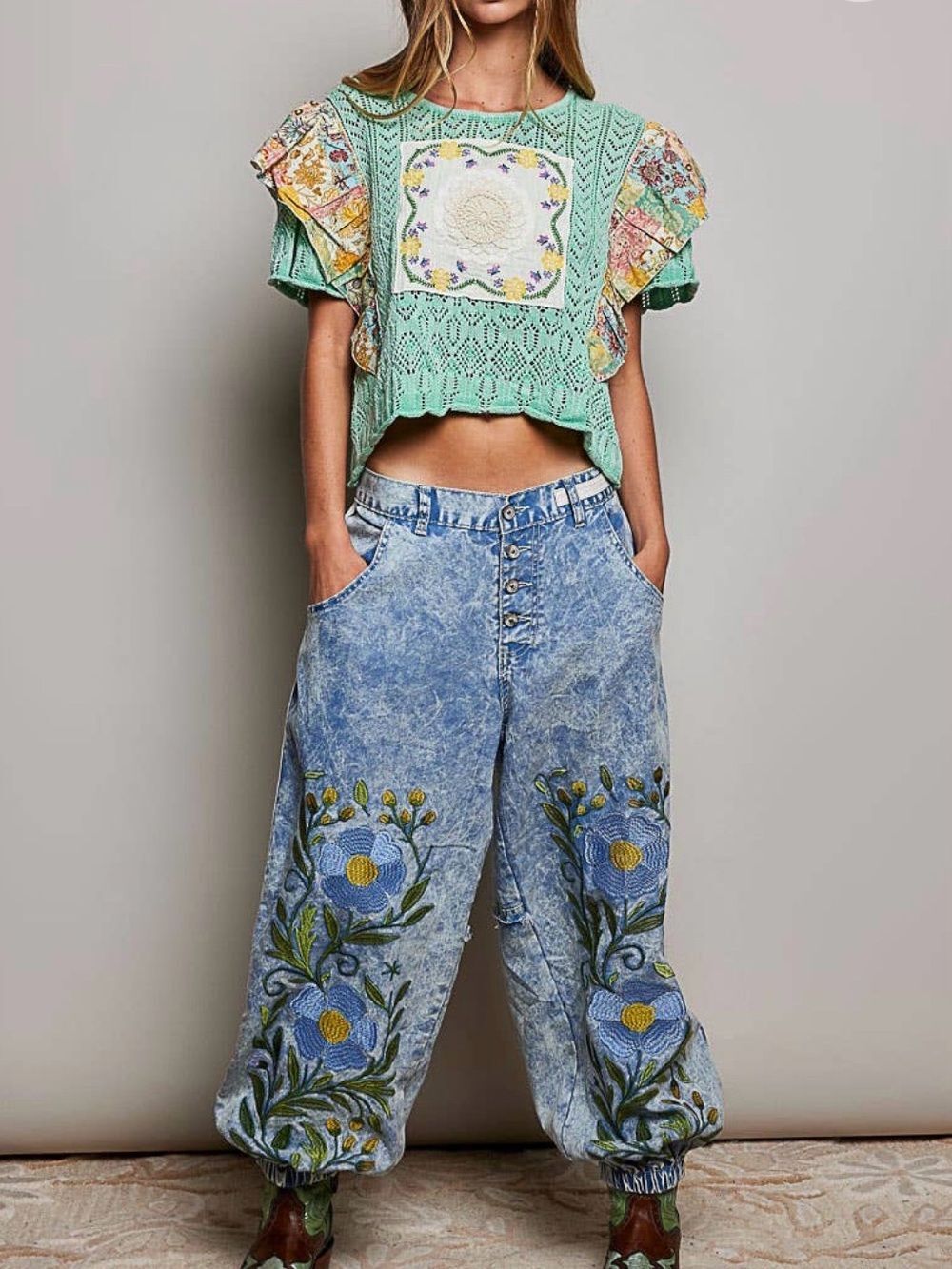 POL Floral Drift Embroidered Light Denim Boho Jogger Pants NWT Size Large